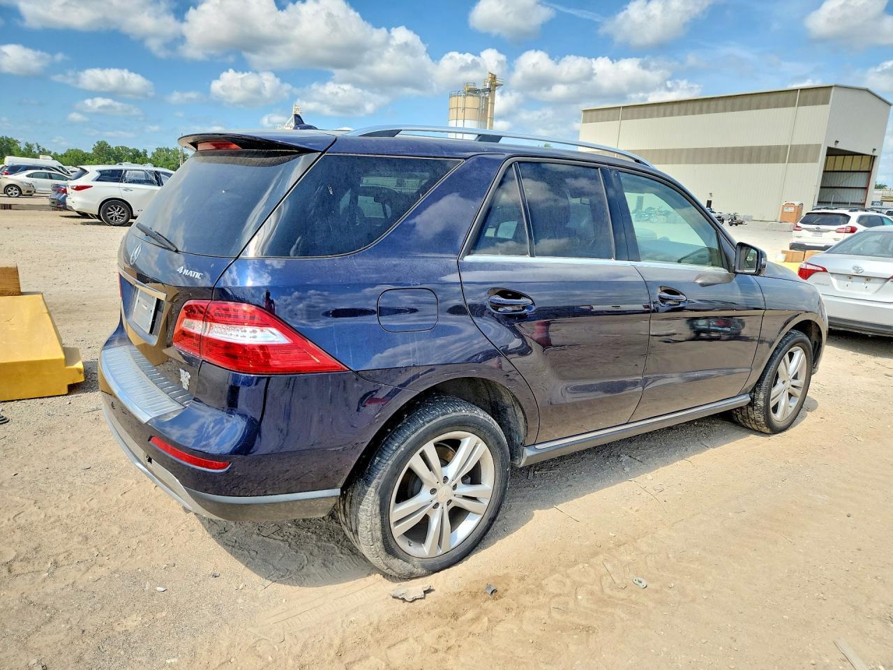 2015 Mercedes-Benz Ml 350 4Matic - Фото 3