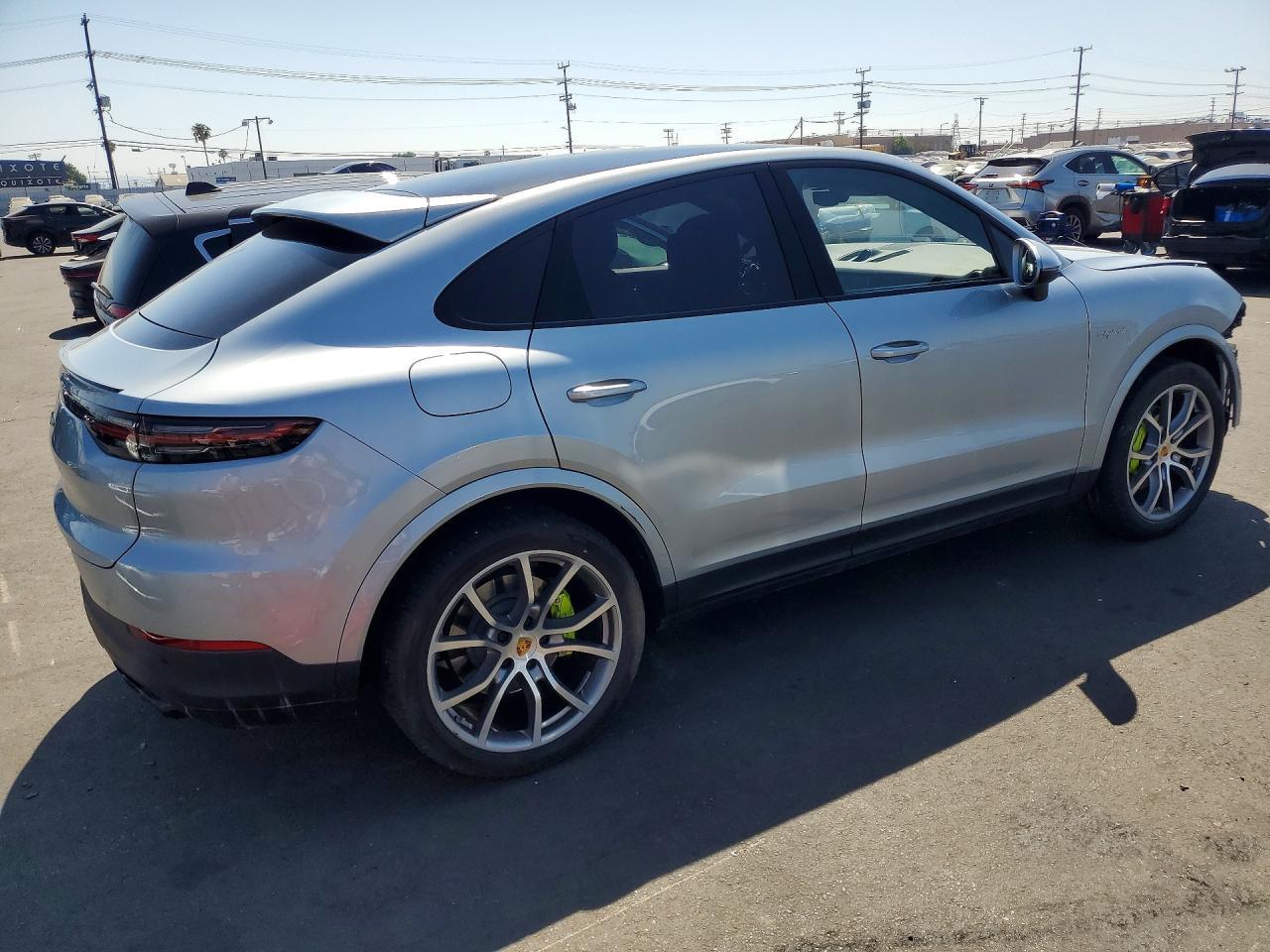 2022 Porsche Cayenne E Hybrid Coupe - Фото 3