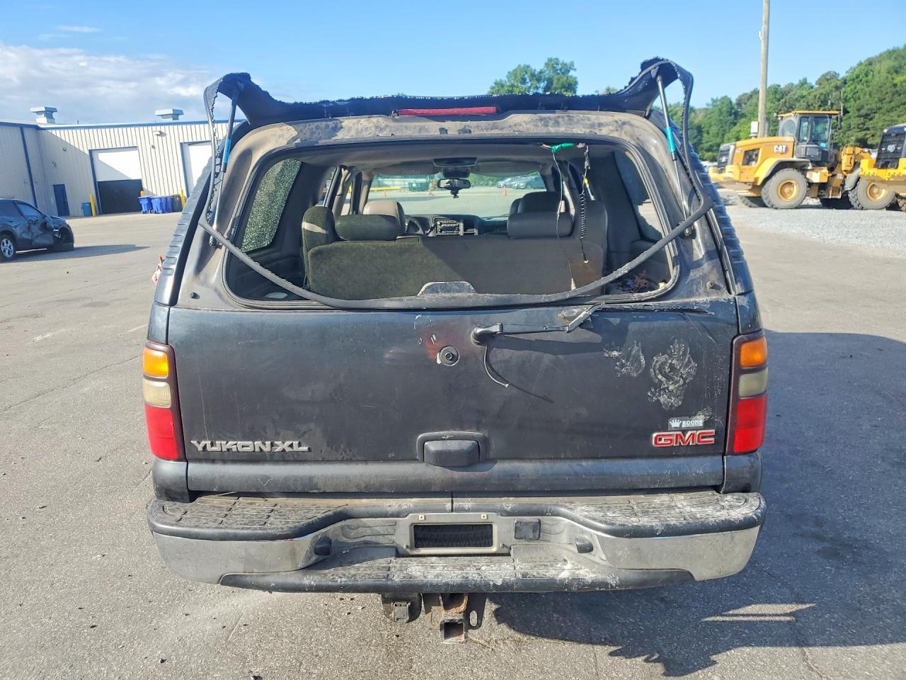 2004 GMC Yukon Xl K1500 - Фото 6