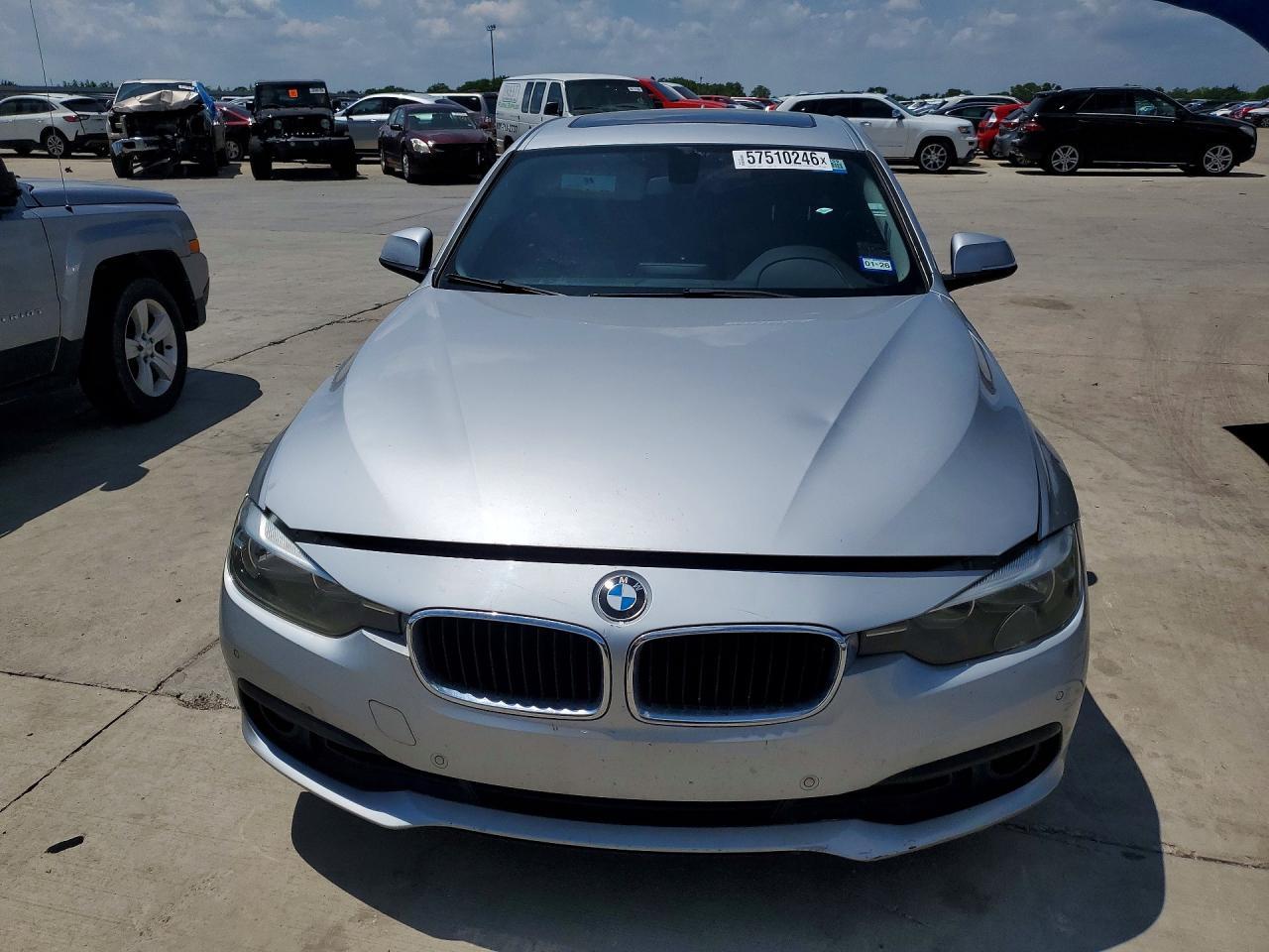2017 BMW 320 I - Image 5