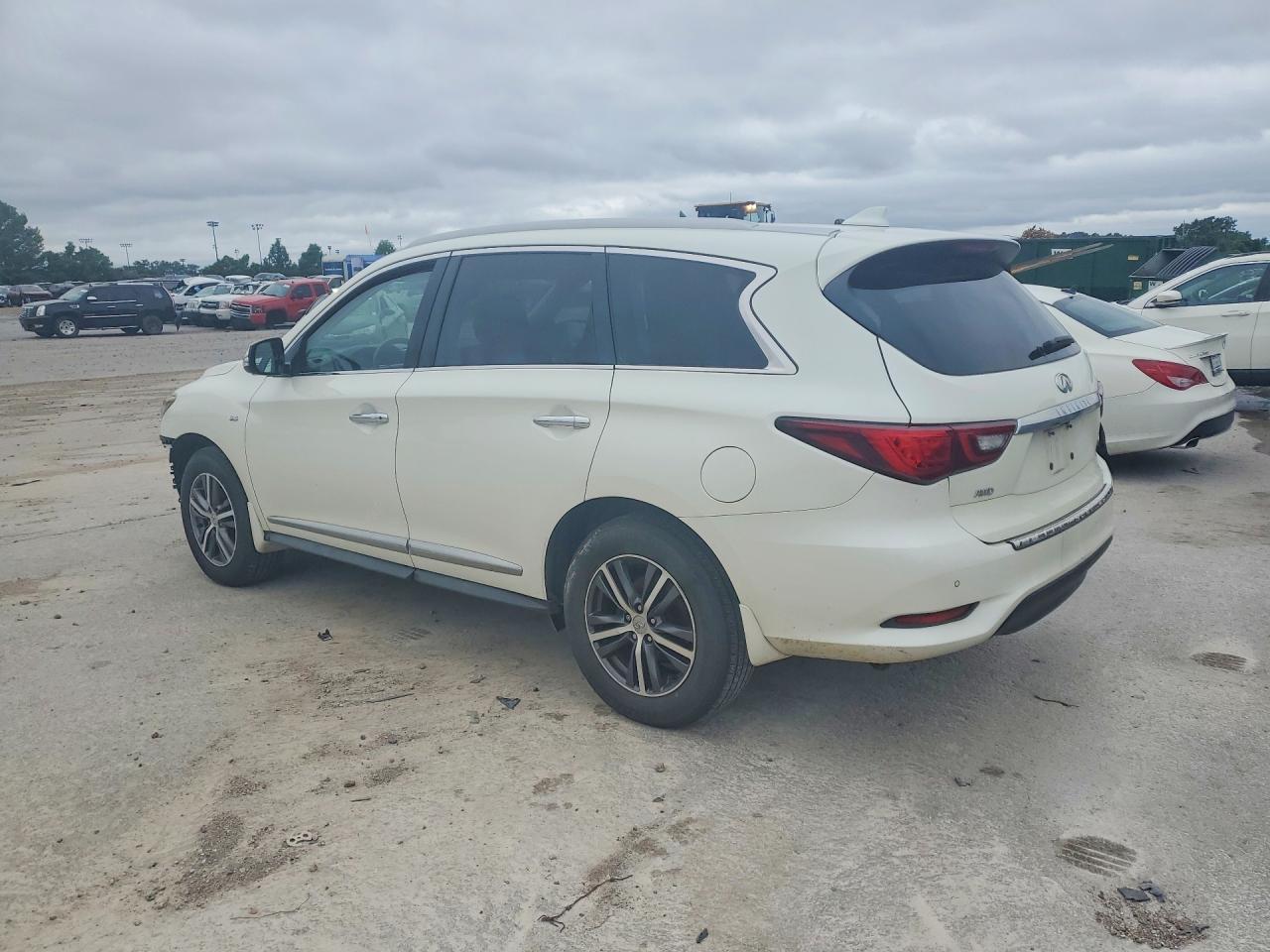 2019 Infiniti Qx60 Luxe - Фото 2