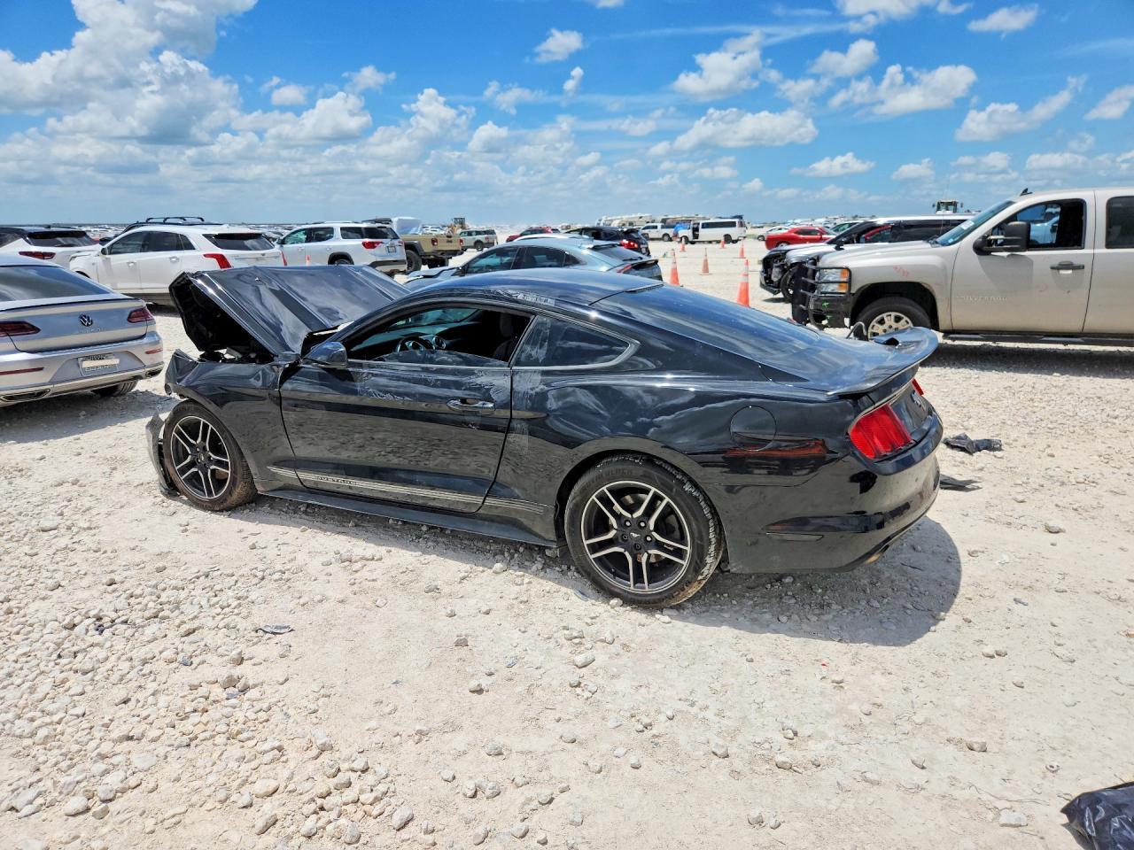 2015 Ford Mustang - Image 2