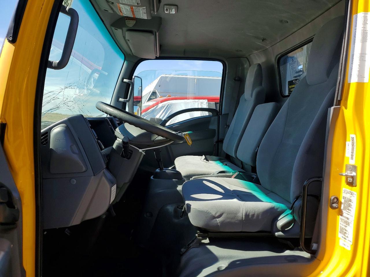 2022 Isuzu Npr Hd - Box Truck - Image 7