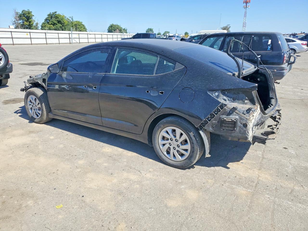 2019 Hyundai Elantra Se - Фото 2