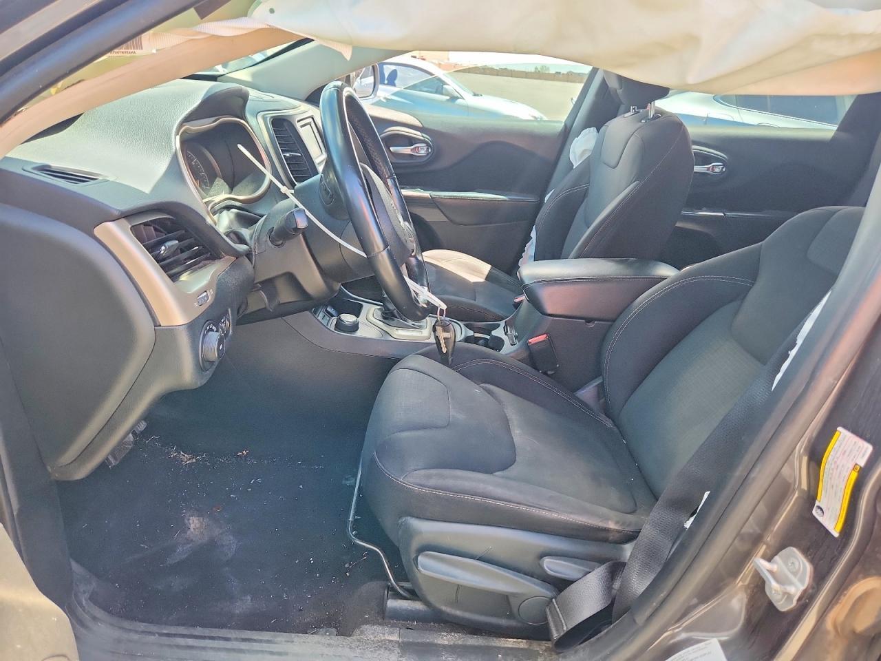 2015 Jeep Cherokee Latitude - Фото 7