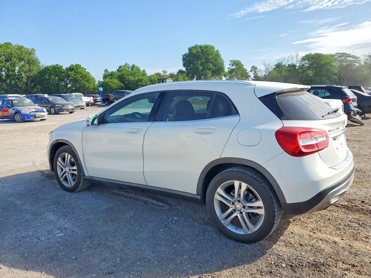 2015 Mercedes-Benz Gla 250 4Matic - Фото 2