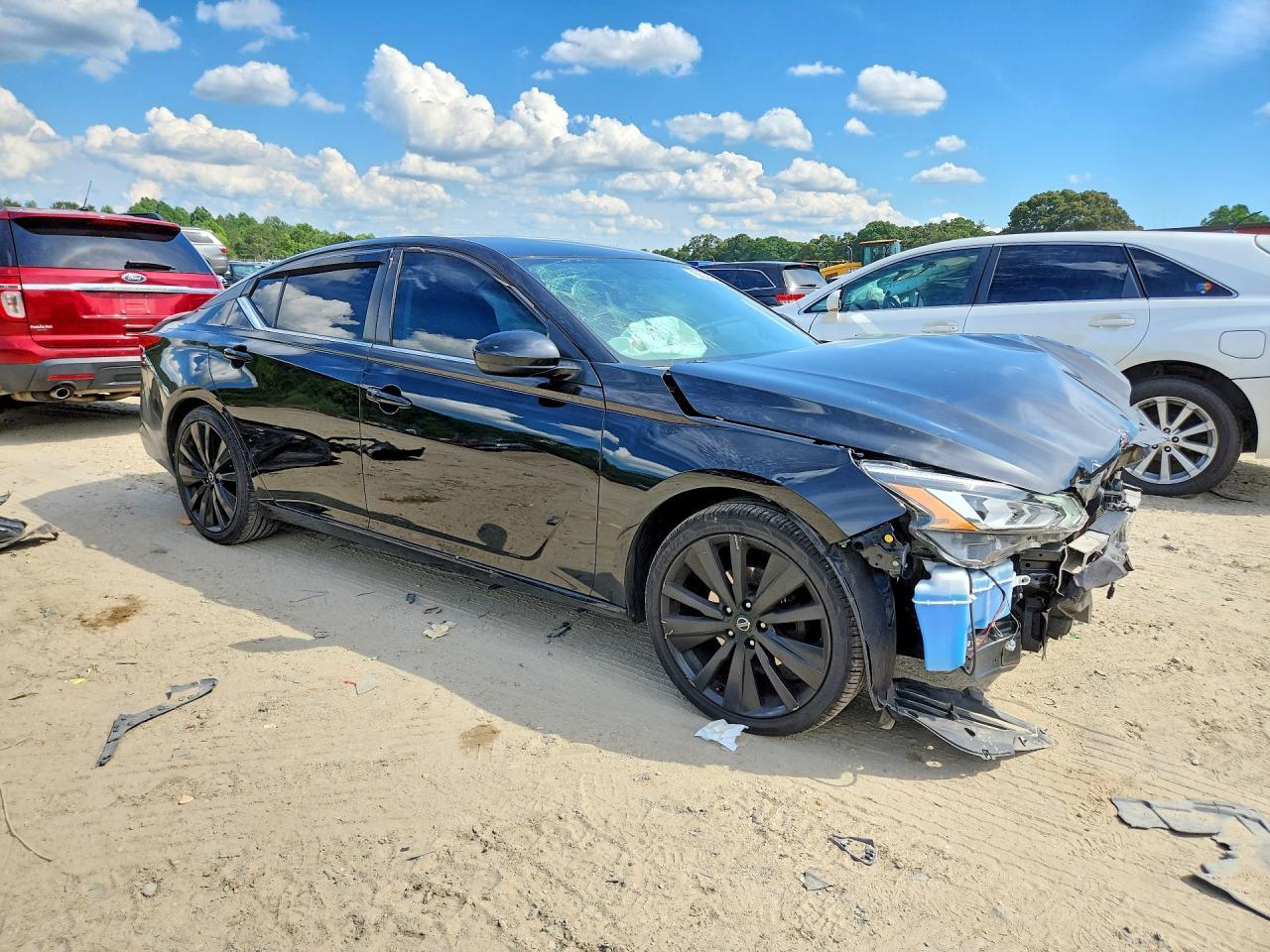 2019 Nissan Altima Sr - Фото 4