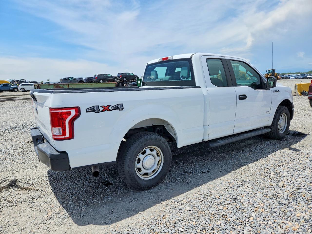 2015 Ford F150 Super Cab - Image 3