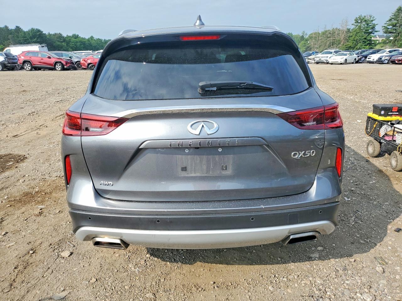 2023 Infiniti Qx50 Luxe - Image 6