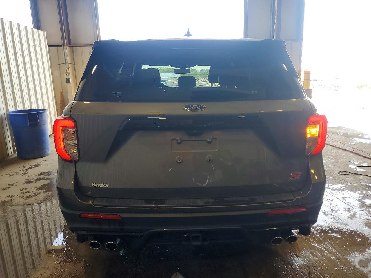 2021 Ford Explorer St - Фото 6