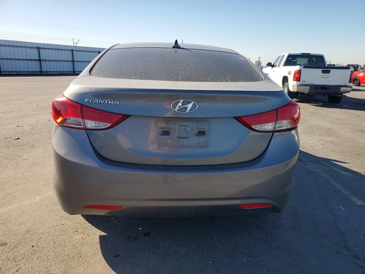 2012 Hyundai Elantra Gls - Фото 6