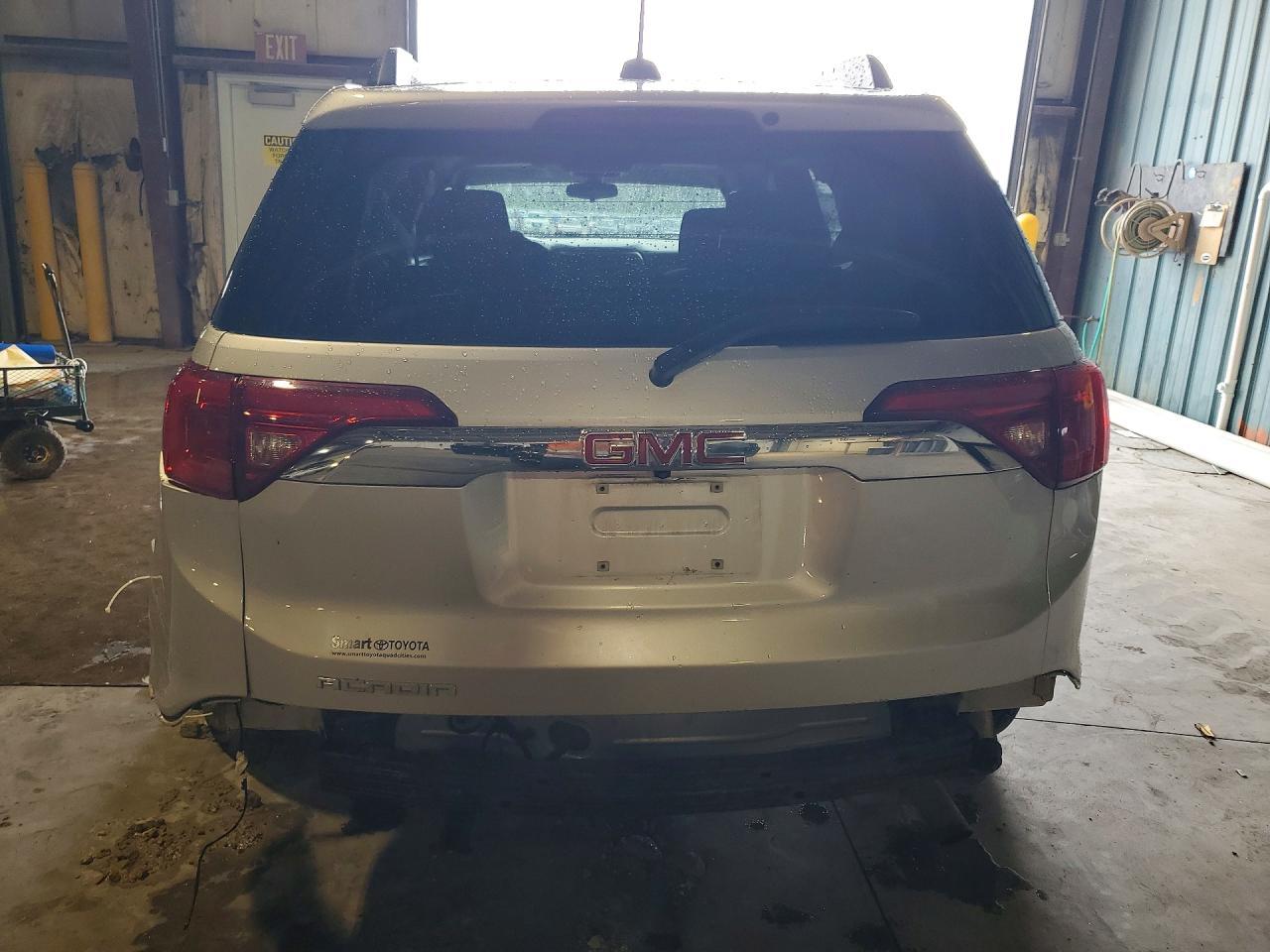 2018 GMC Acadia Sle - Image 6