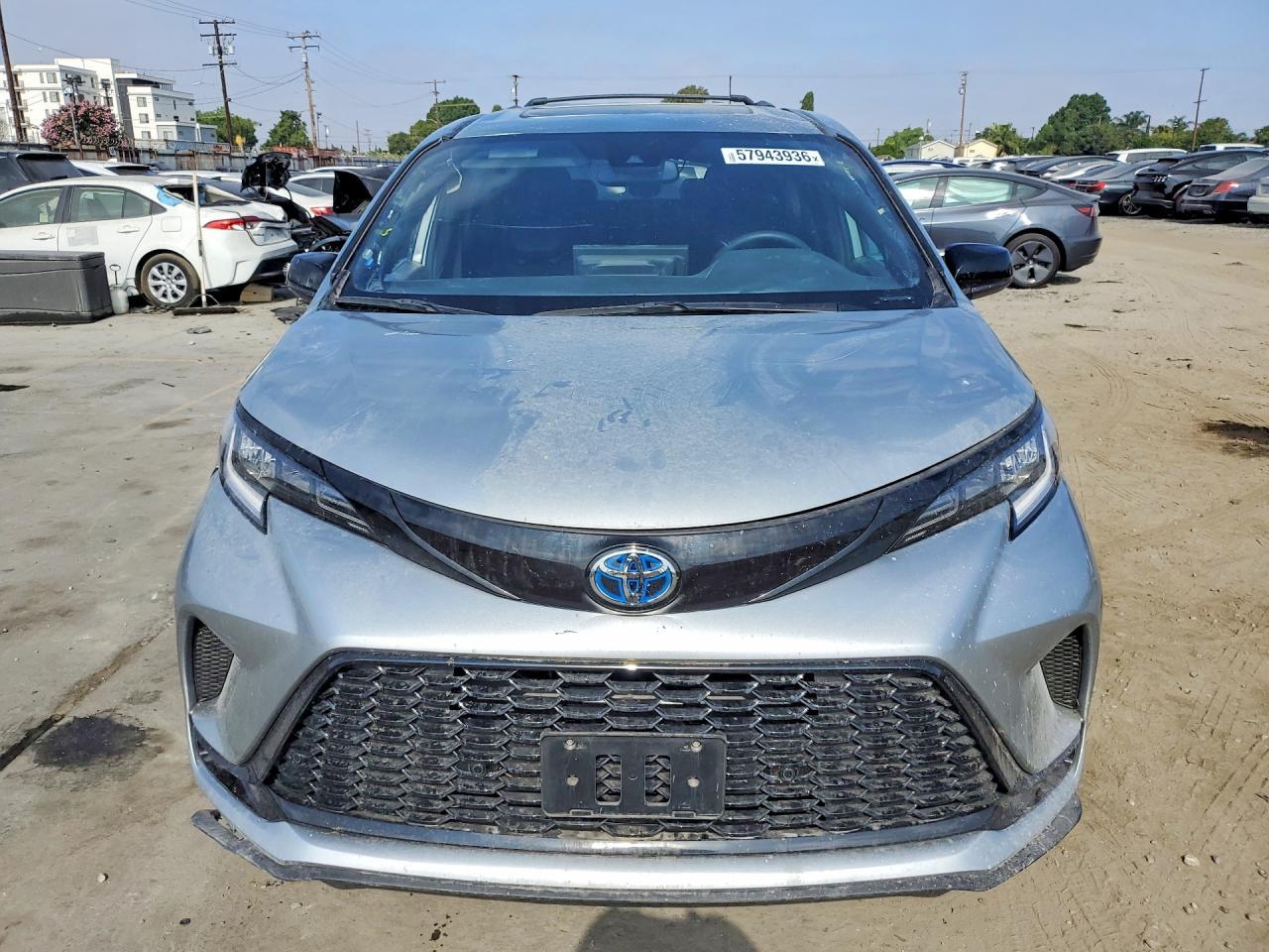 2025 Toyota Sienna Xse - Фото 5