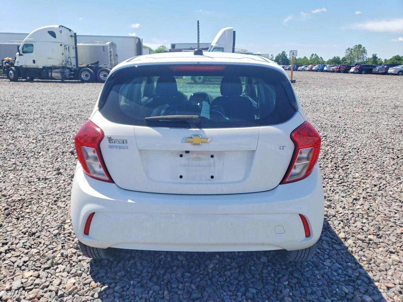 2022 Chevrolet Spark 1Lt - Фото 6