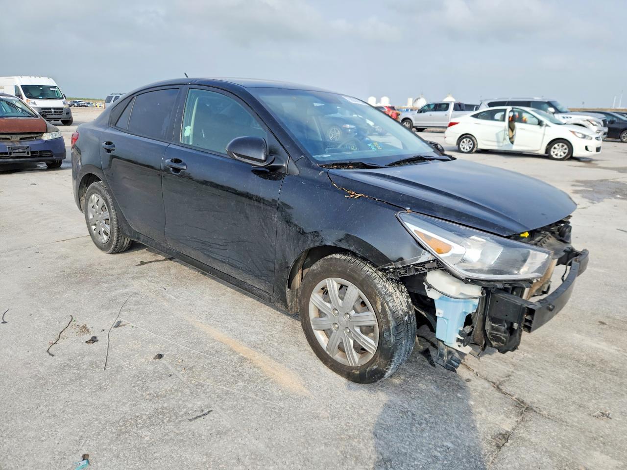 2022 Kia Rio S - Фото 4