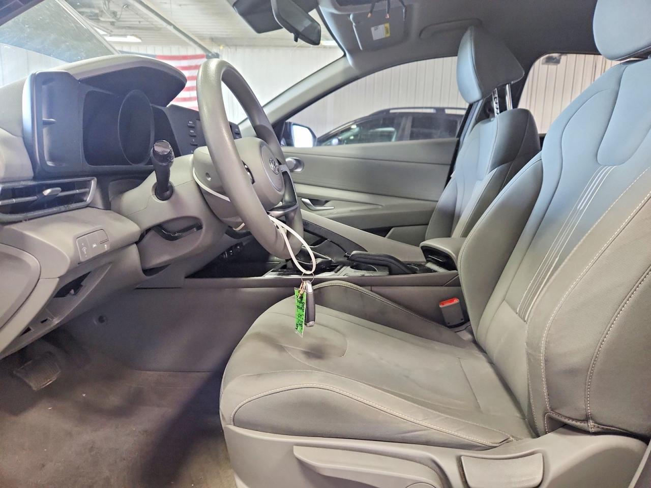 2023 Hyundai Elantra Sel - Фото 7