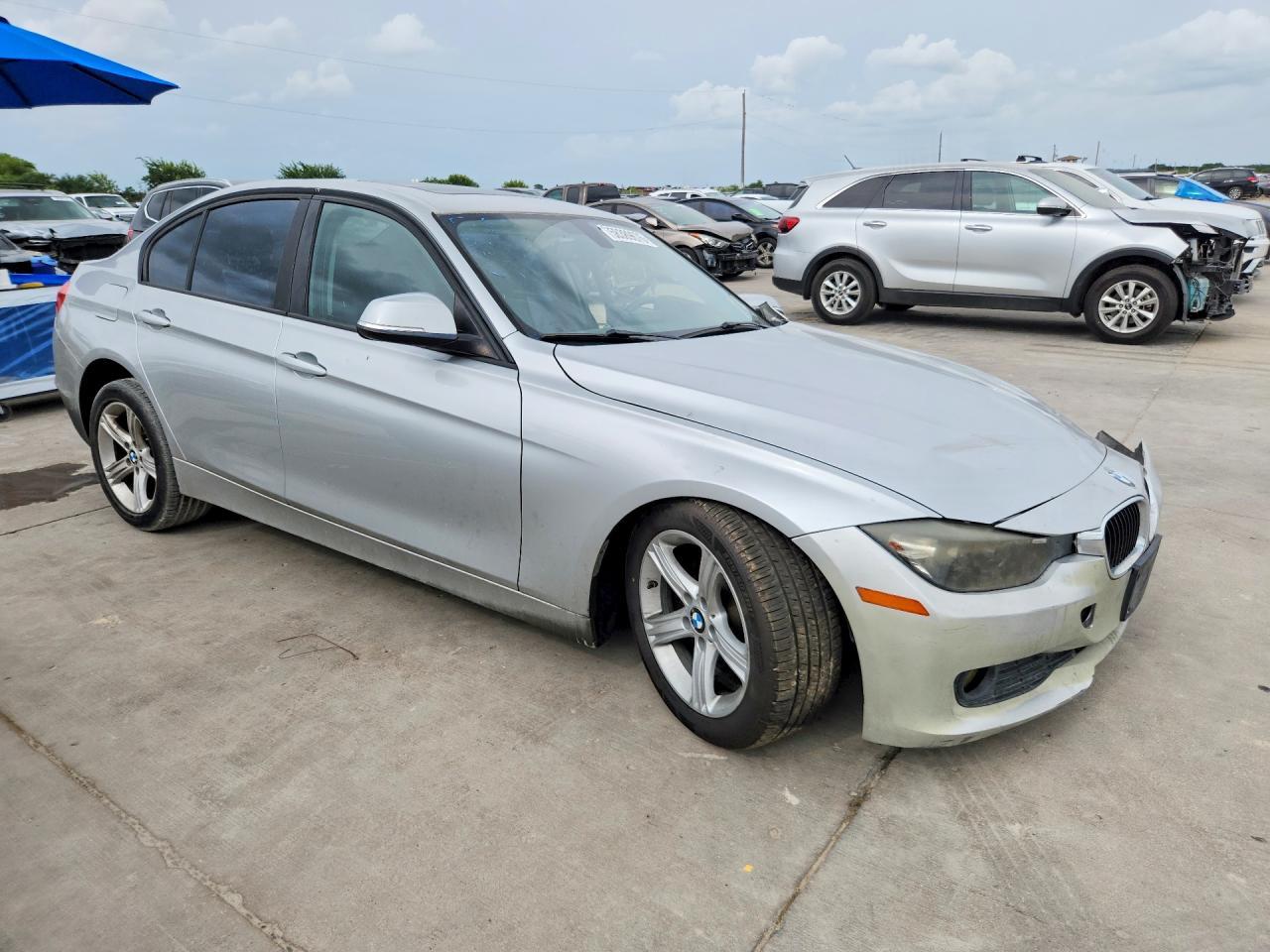 2013 BMW 320 I - Фото 4