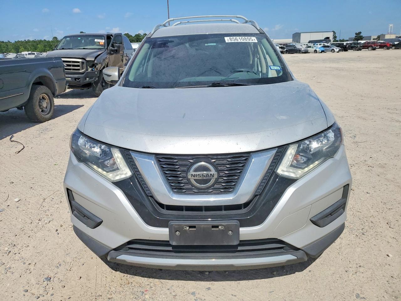 2019 Nissan Rogue S - Фото 5