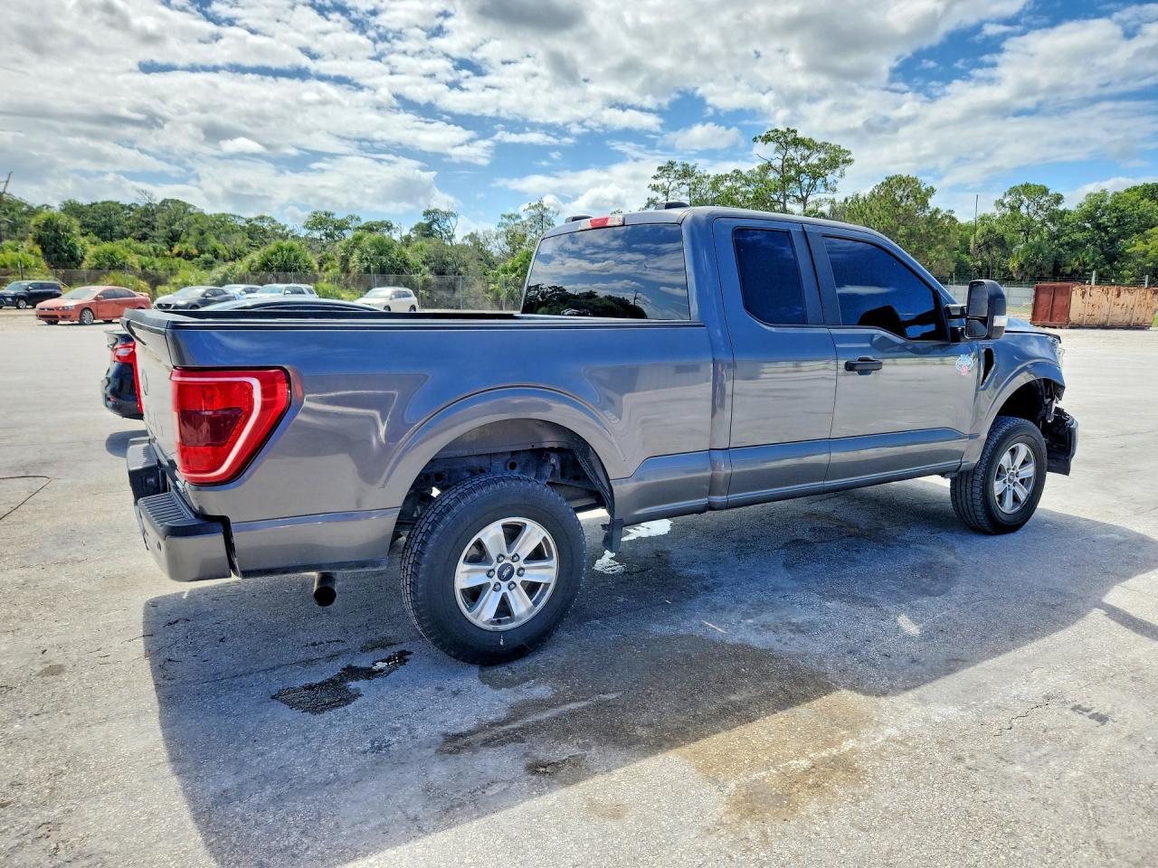 2022 Ford F150 Super Cab - Фото 3