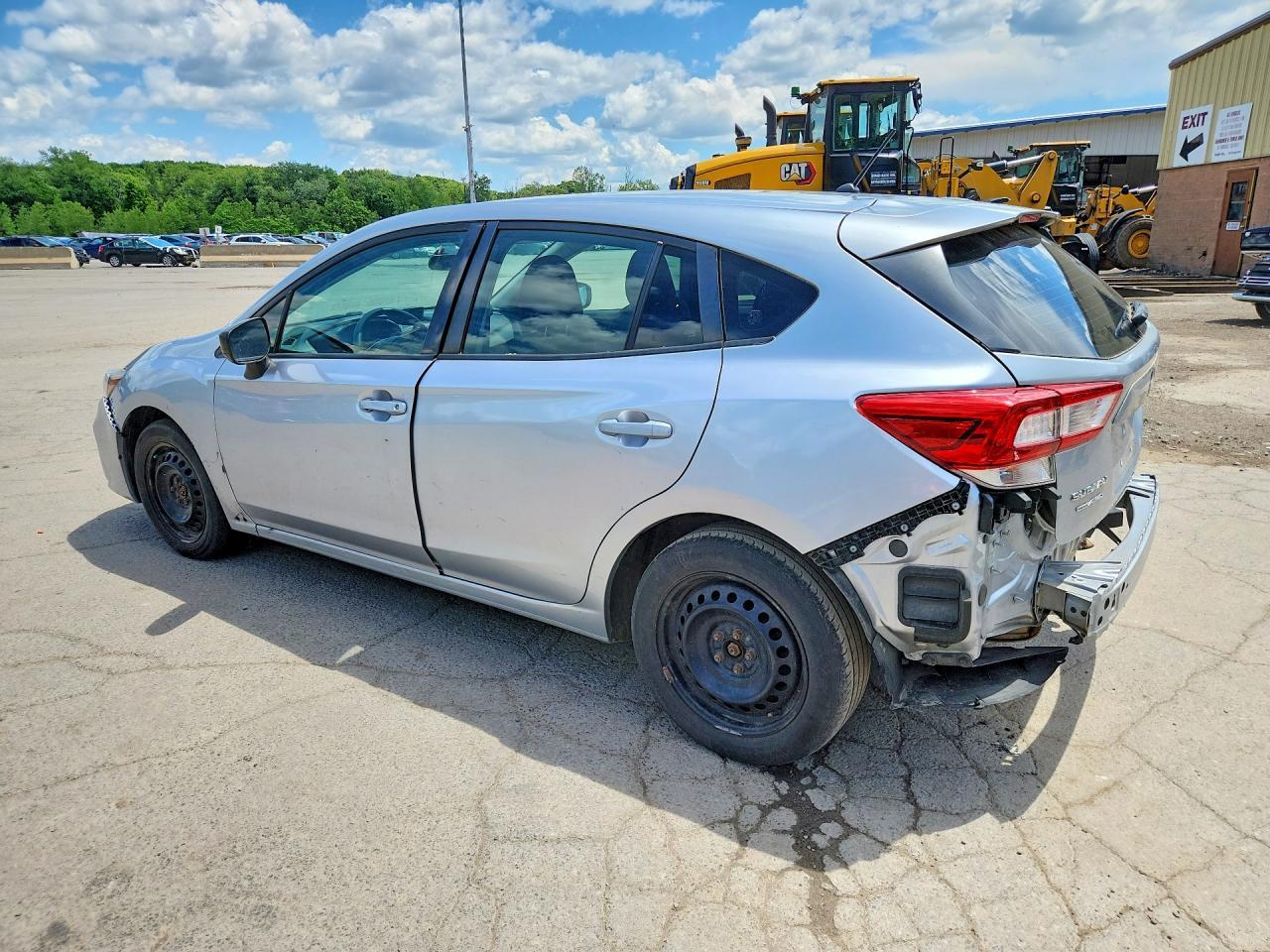 2017 Subaru Impreza - Фото 2