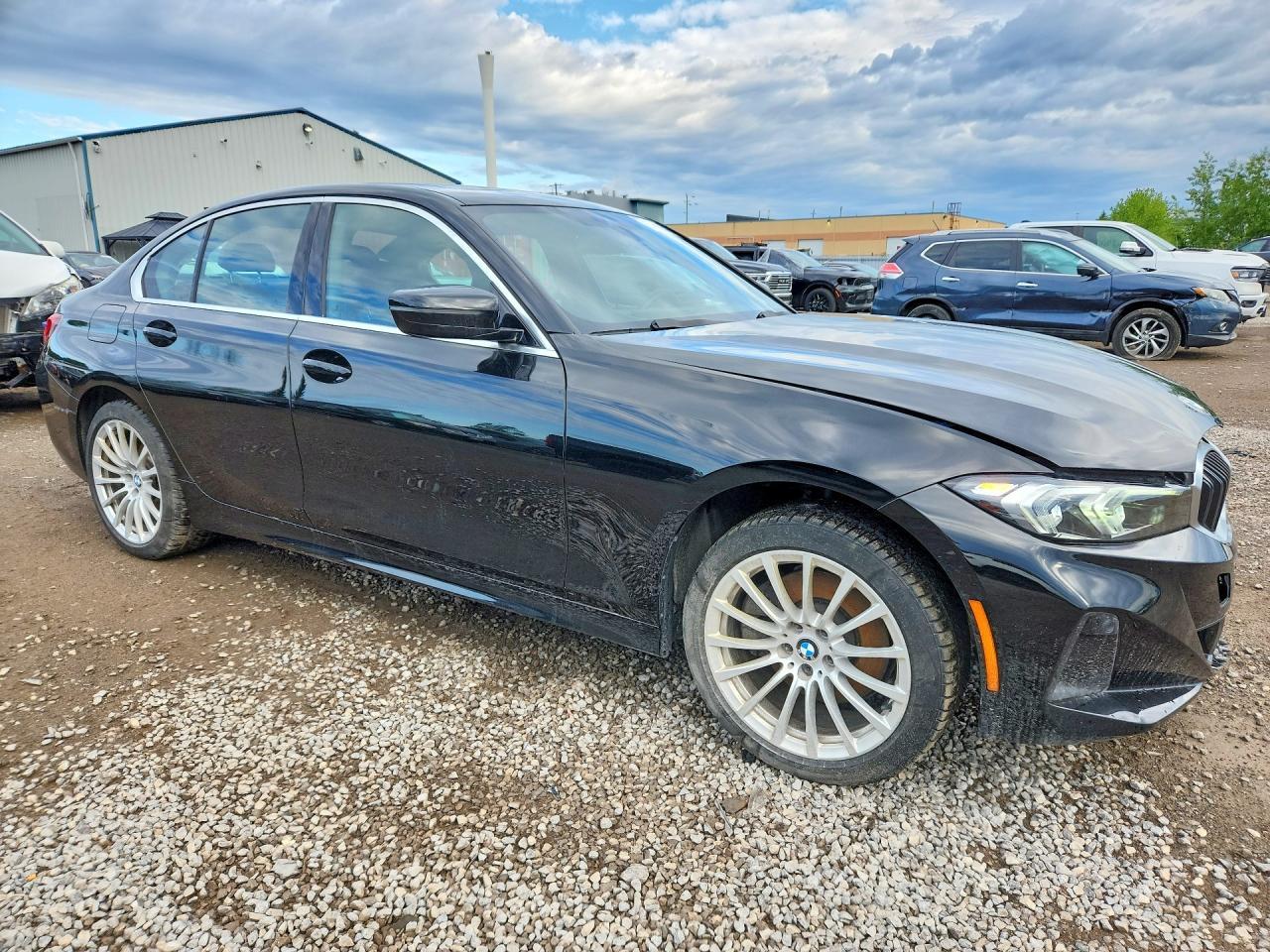 2024 BMW 330Xi - Image 4