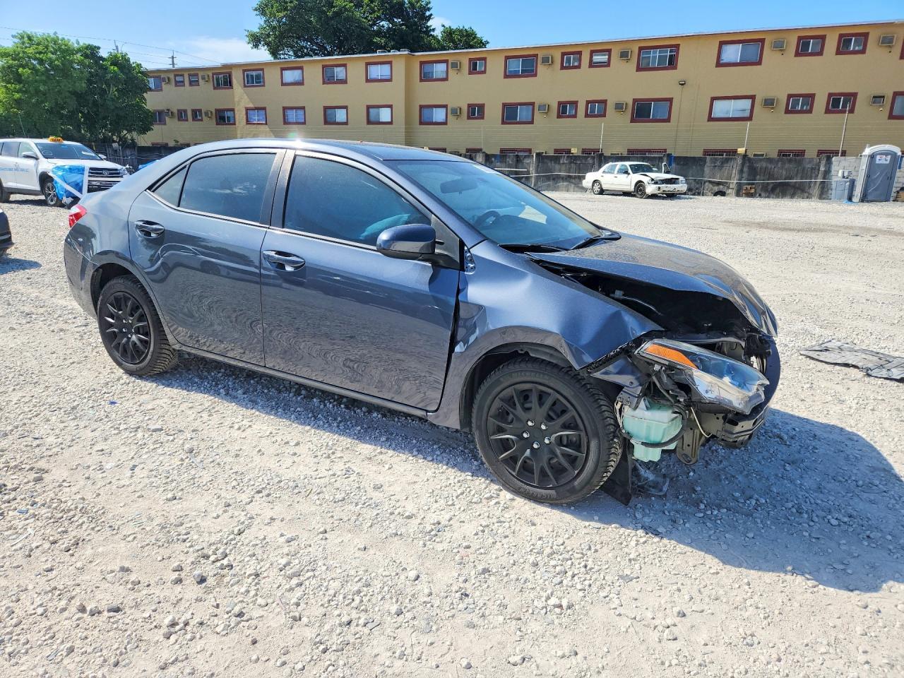 2016 Toyota Corolla Le - Фото 4