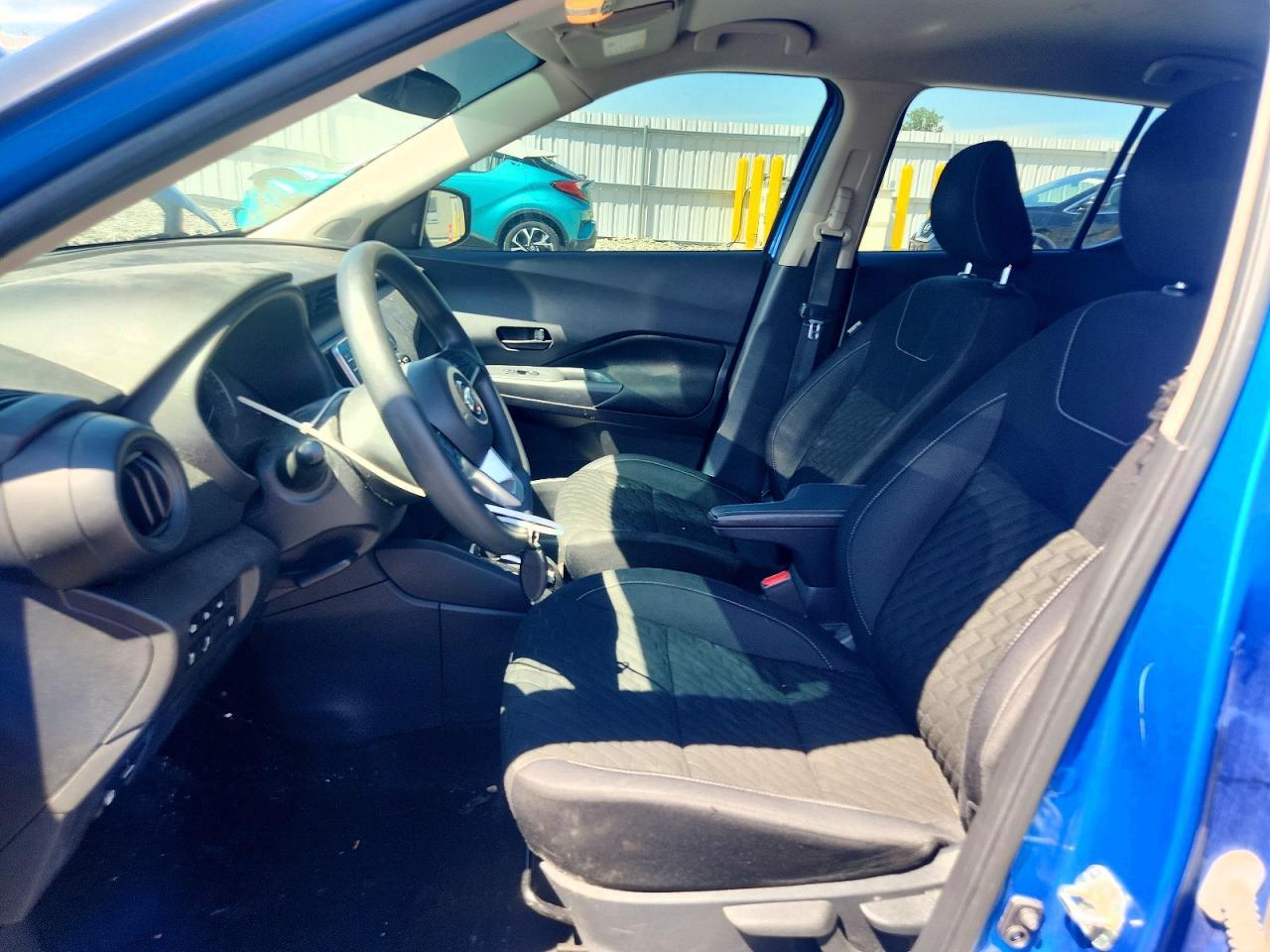2021 Nissan Kicks S - Image 7