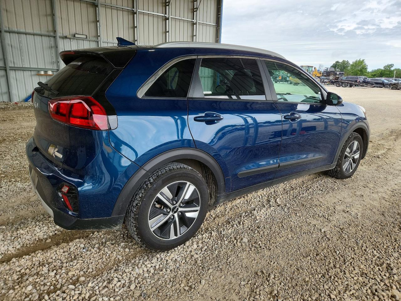 2022 Kia Niro Lxs - Фото 3