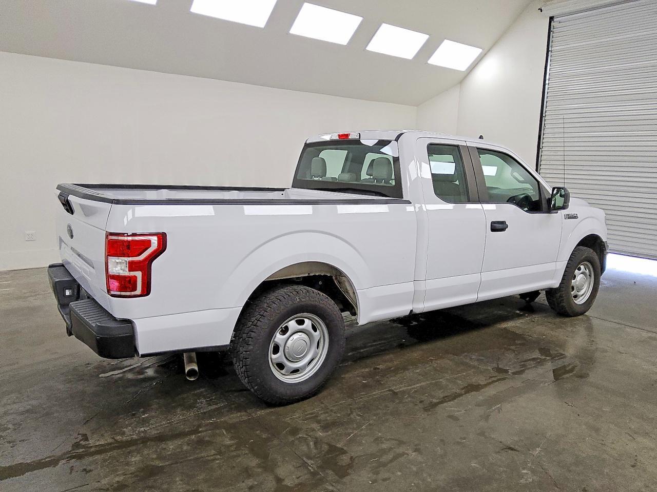 2020 Ford F150 Super Cab - Image 3