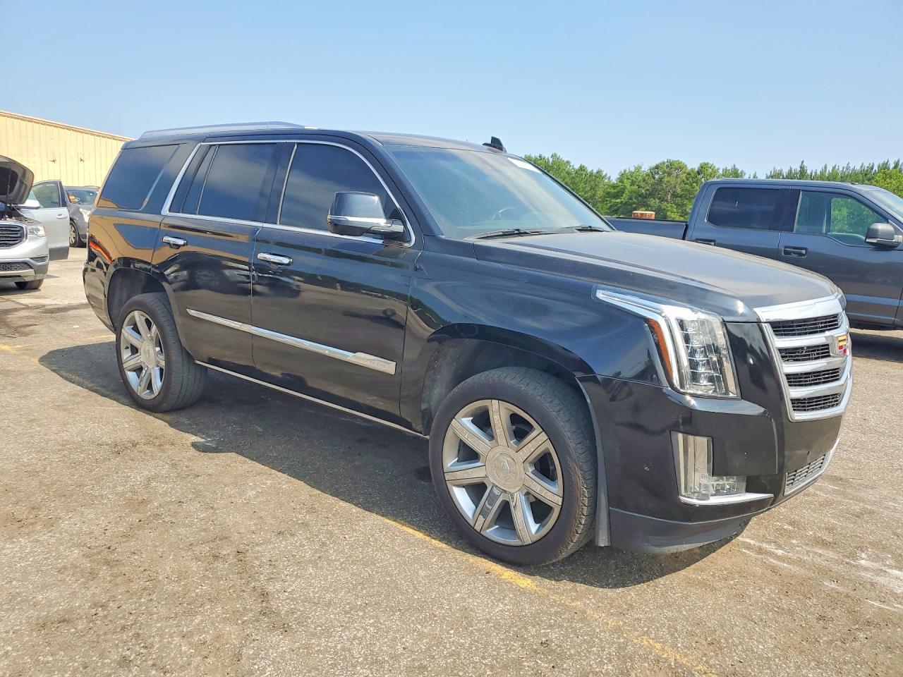 2018 Cadillac Escalade Luxury - Фото 4