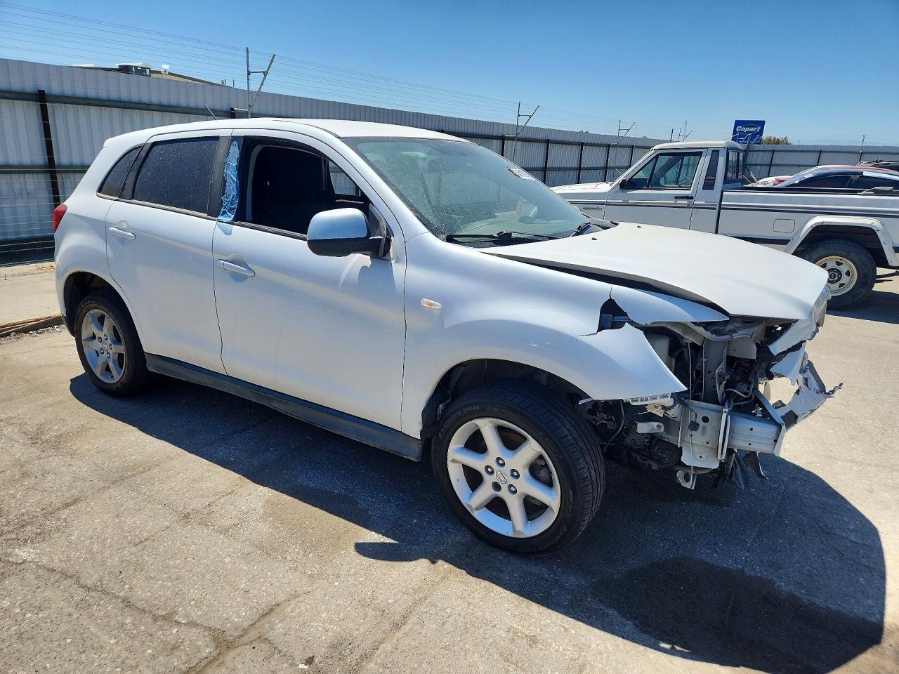2015 Mitsubishi Outlander Sport Es - Фото 4