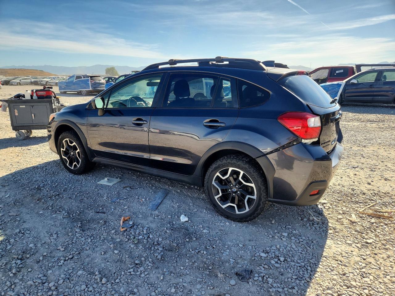 2017 Subaru Crosstrek Premium - Фото 2