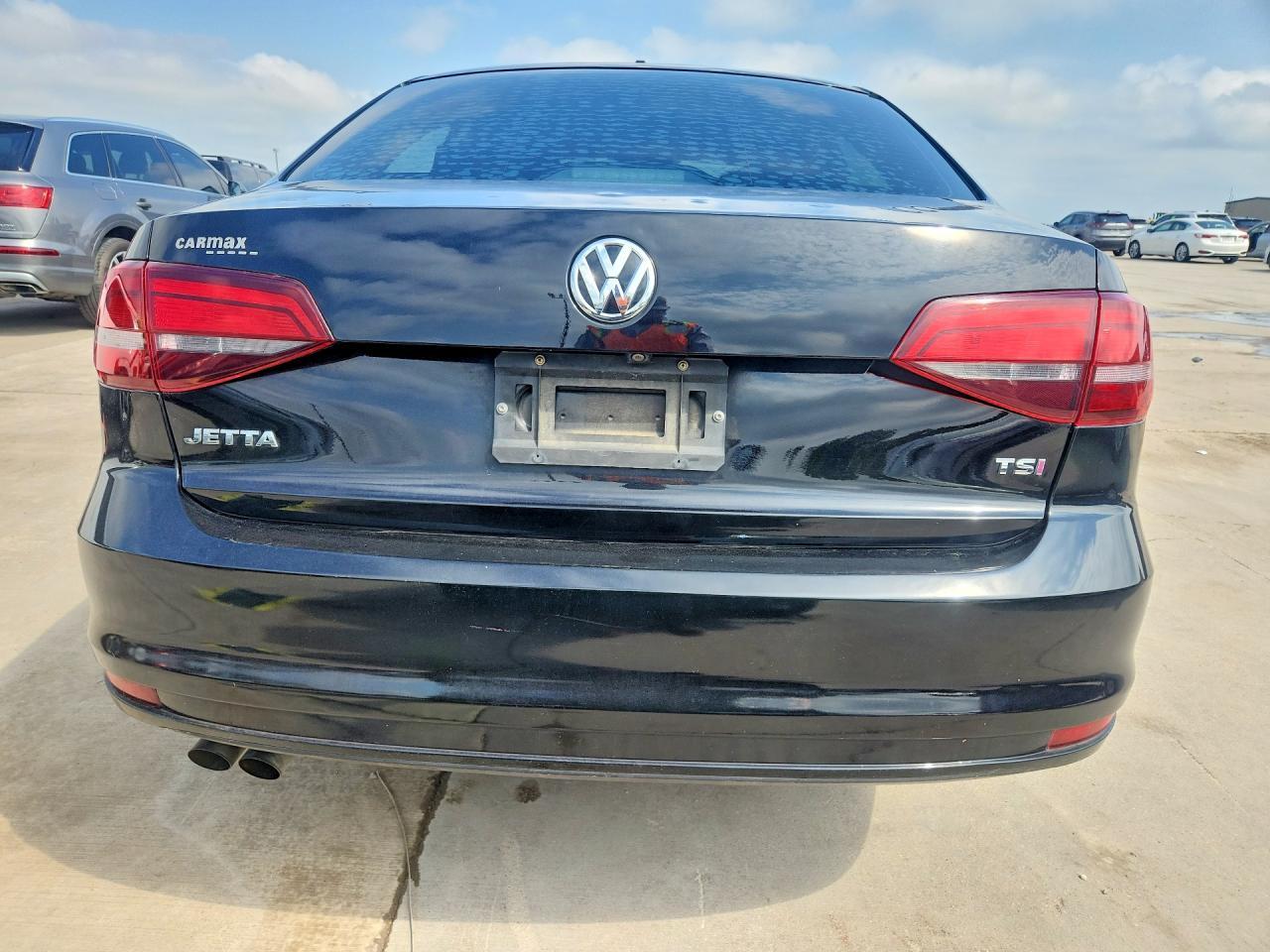 2017 Volkswagen Jetta S - Image 6