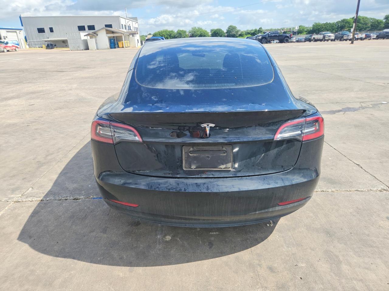 2023 Tesla Model 3 - Image 6