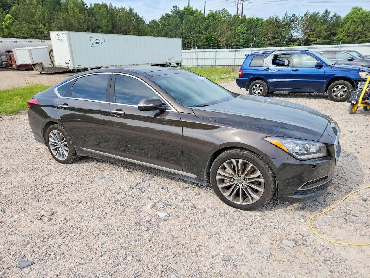 2015 Hyundai Genesis 3.8L - Фото 4