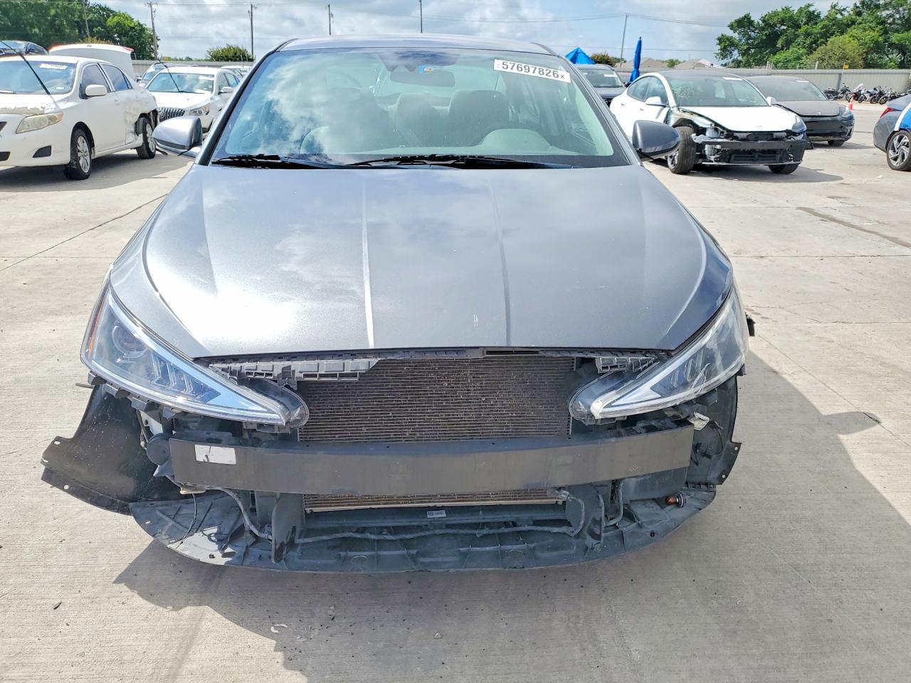 2019 Hyundai Elantra Sel - Фото 5