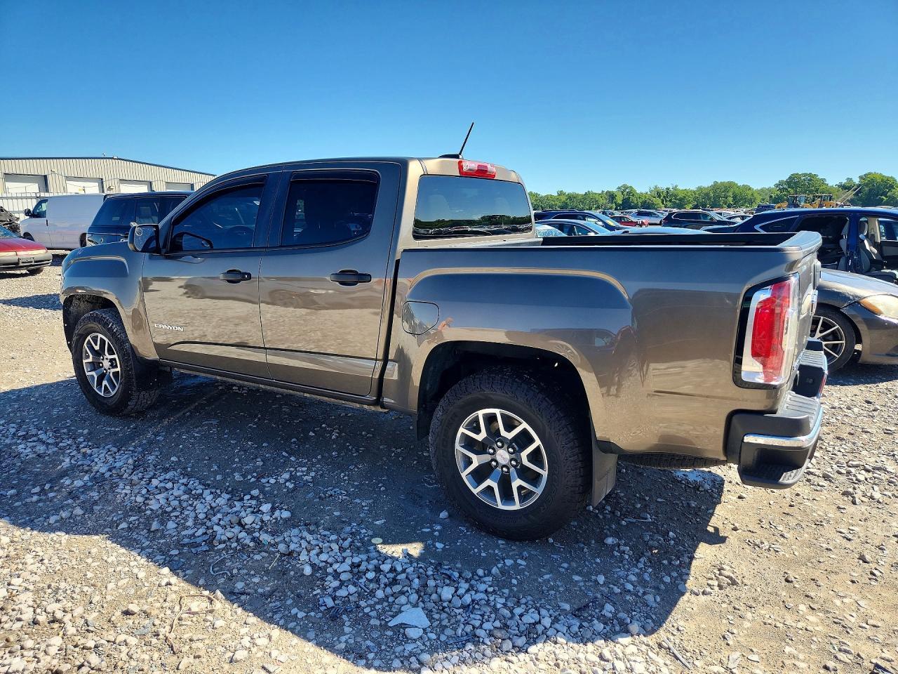 2016 GMC Canyon - Фото 2