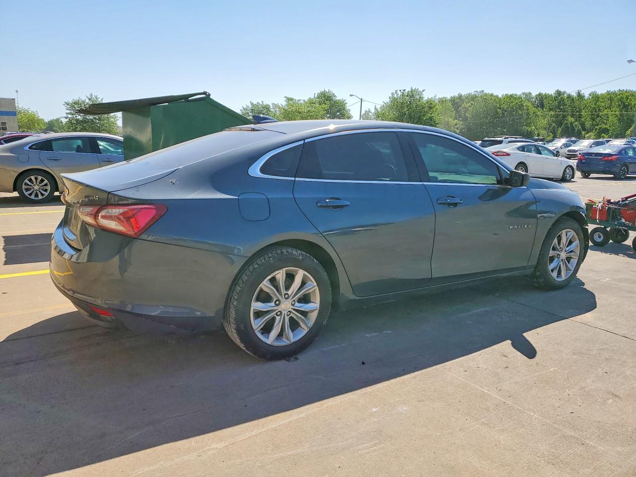 2021 Chevrolet Malibu Lt - Фото 3