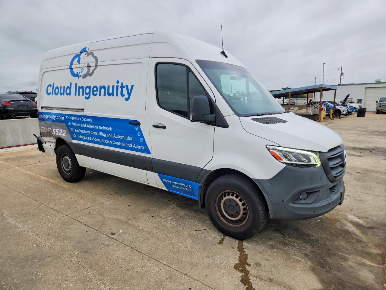 2023 Mercedes Benz Sprinter 2500 Delivery Van - Фото 4
