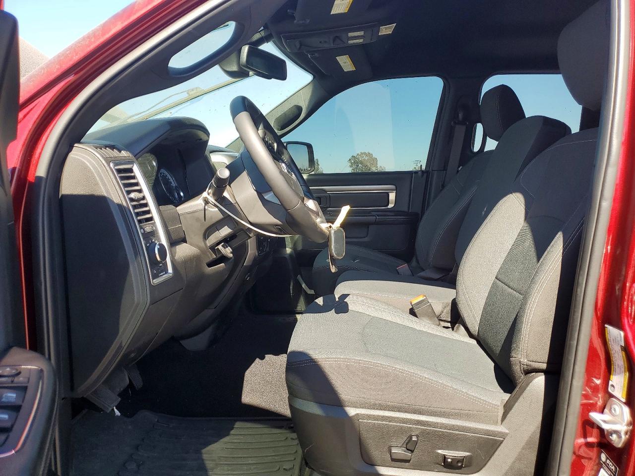 2023 Ram 1500 Classic Slt - Image 7