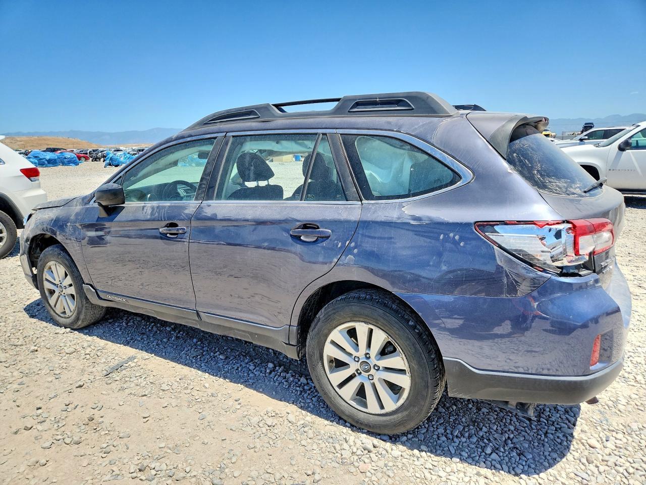 2017 Subaru Outback 2.5I - Фото 2