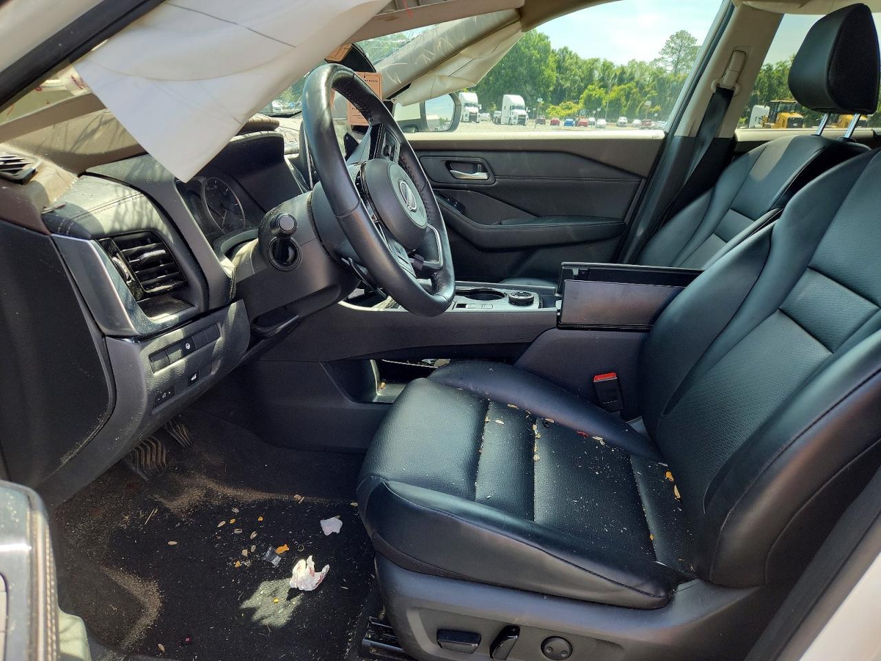 2023 Nissan Rogue Sv - Image 7