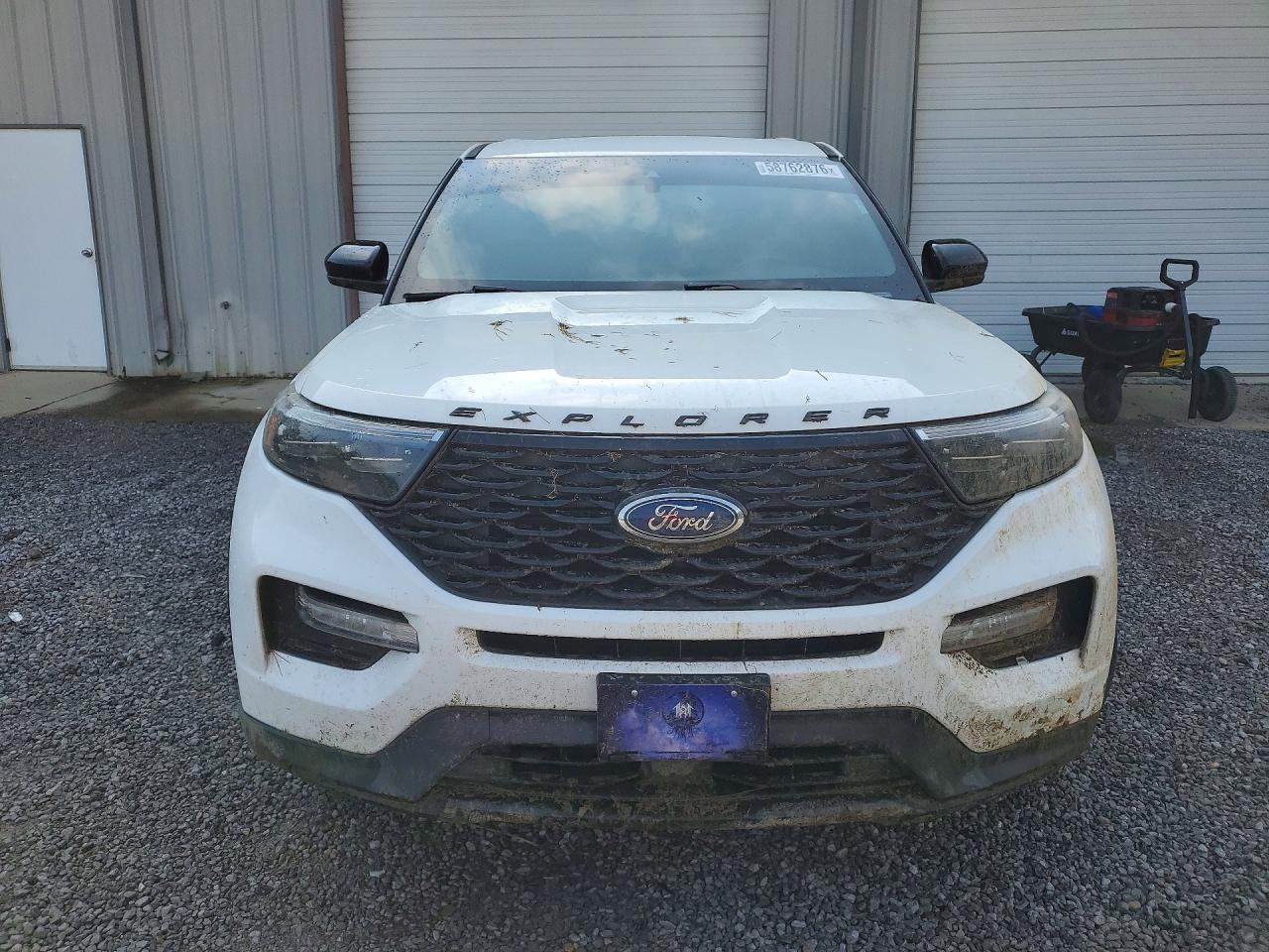 2022 Ford Explorer St-Line - Фото 5
