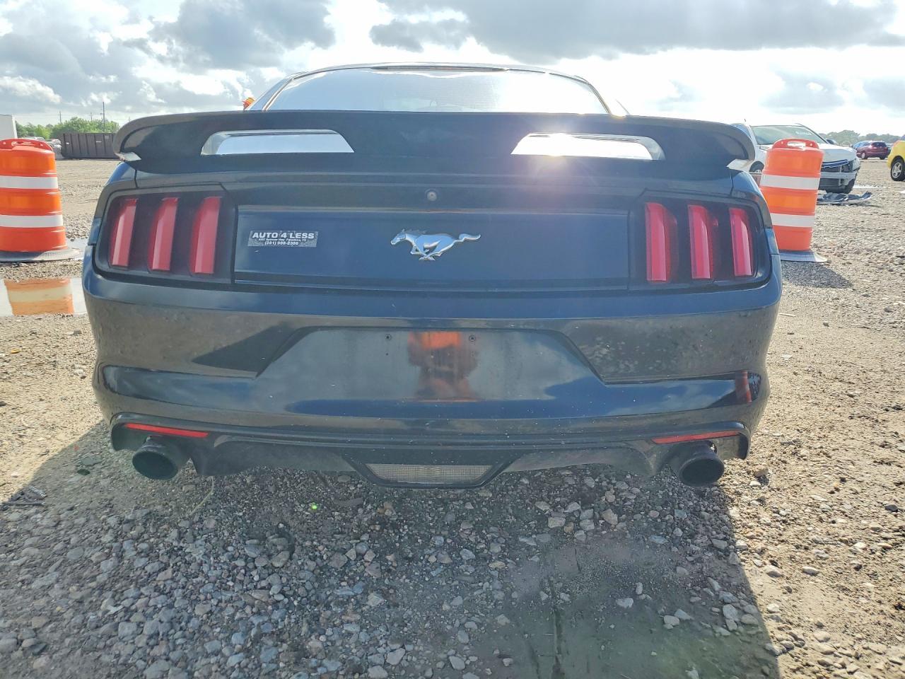 2017 Ford Mustang - Фото 6