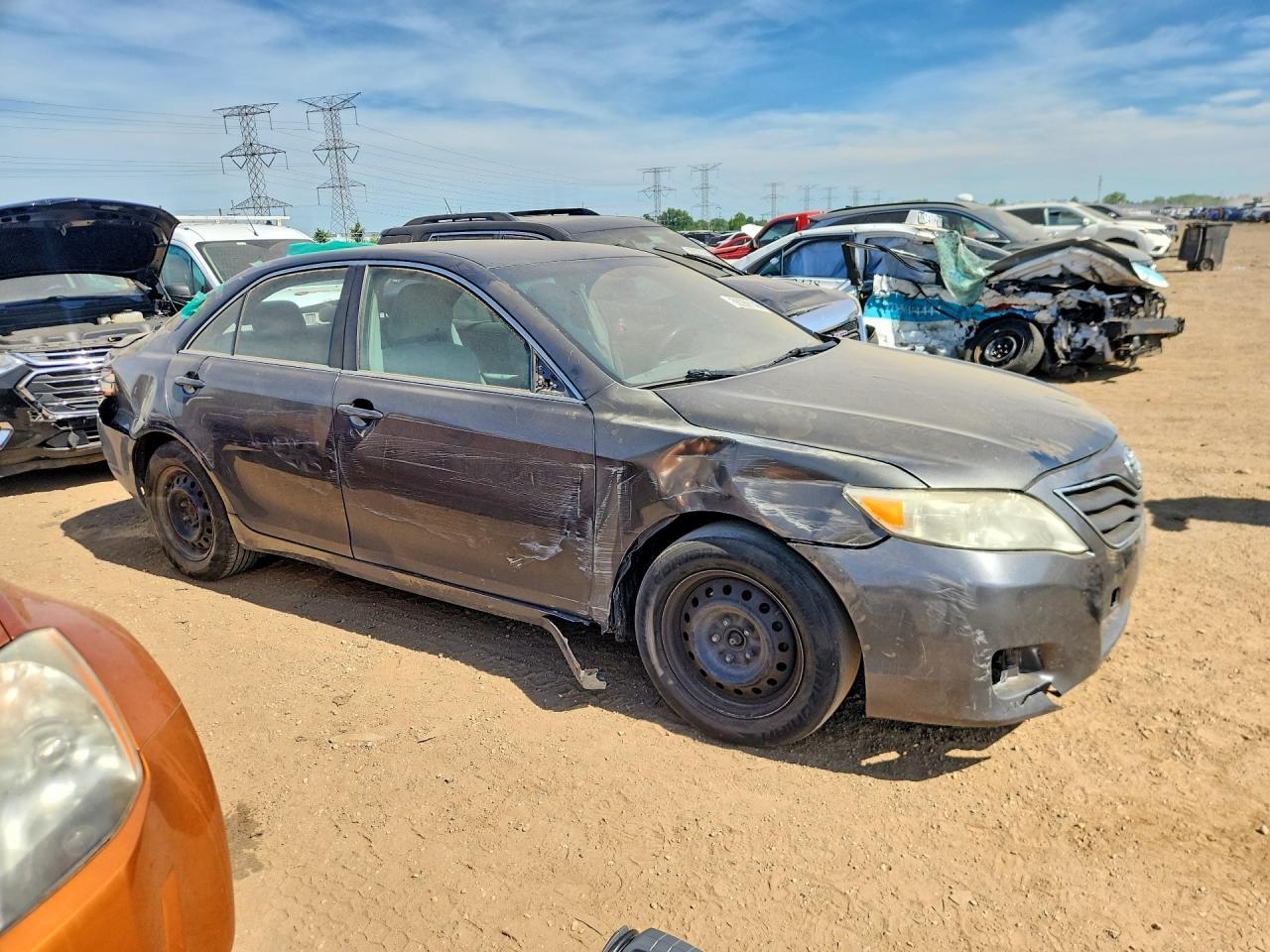 2011 Toyota Camry Le - Image 4