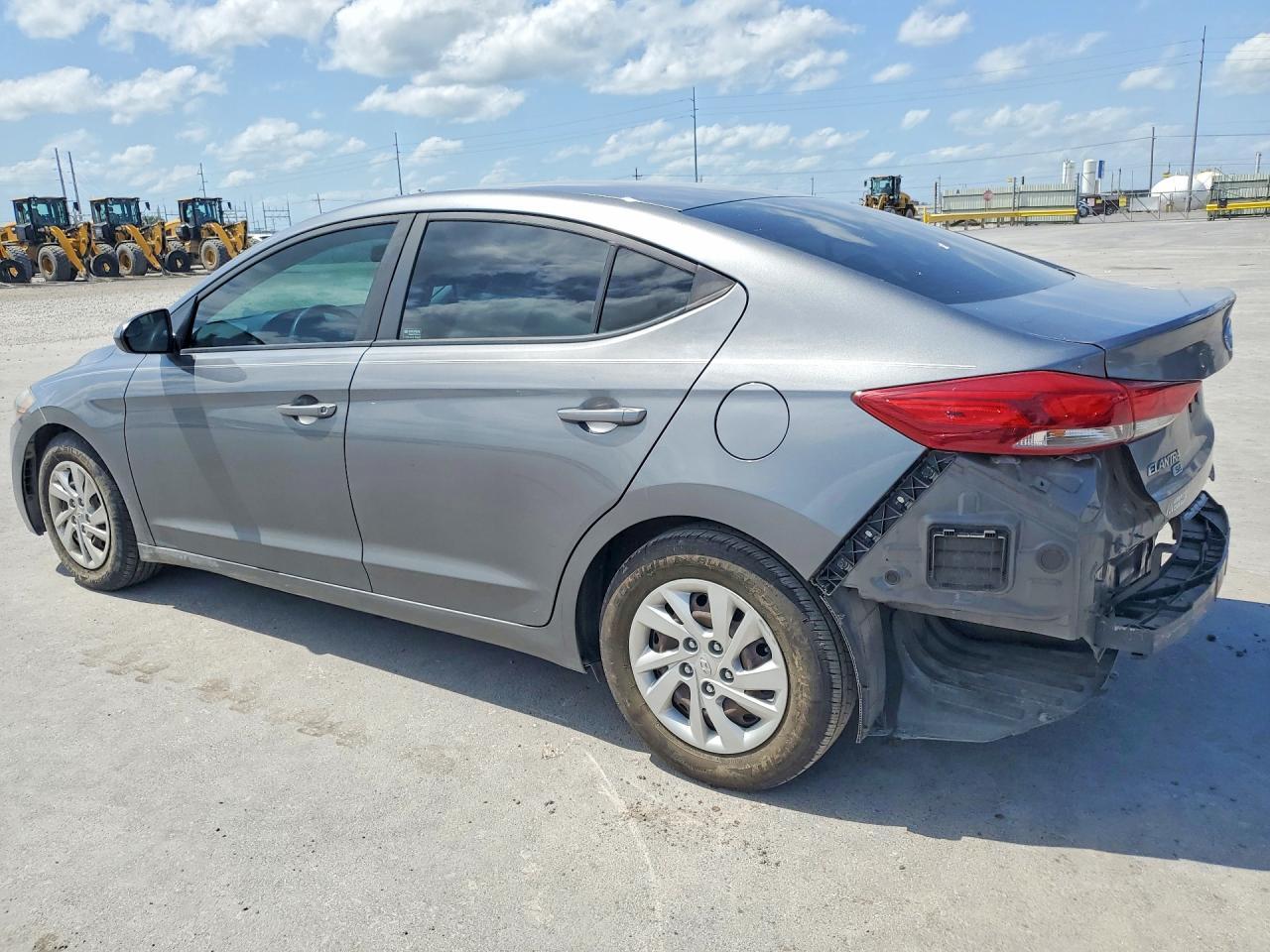 2018 Hyundai Elantra Se - Фото 2