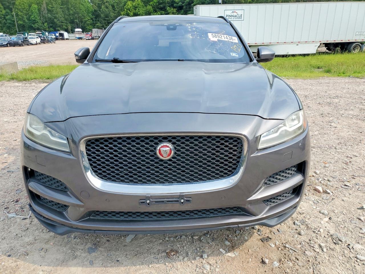 2017 Jaguar F-Pace Prestige - Image 5