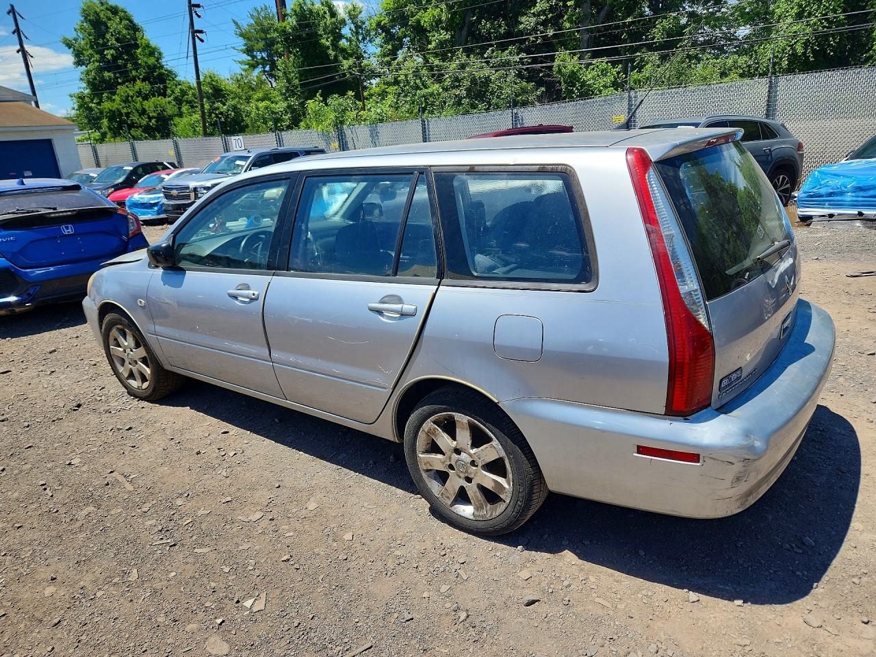 2004 Mitsubishi Lancer Ls - Image 2