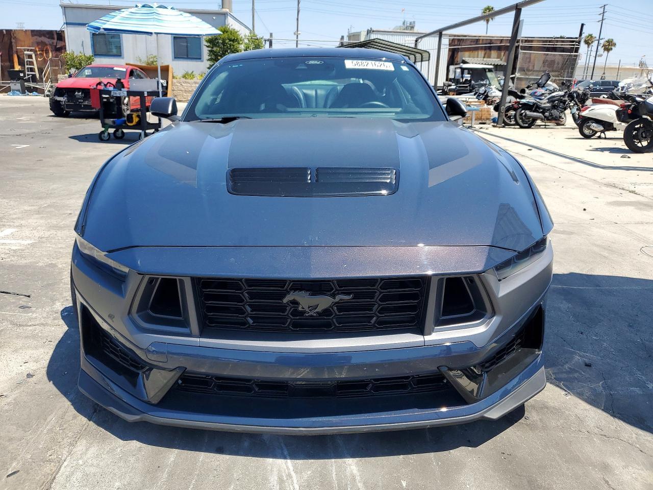 2025 Ford Mustang Dark Horse - Фото 5