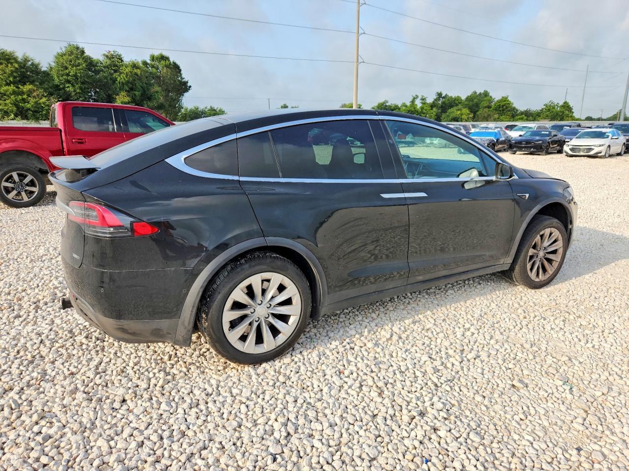 2018 Tesla Model X - Image 3